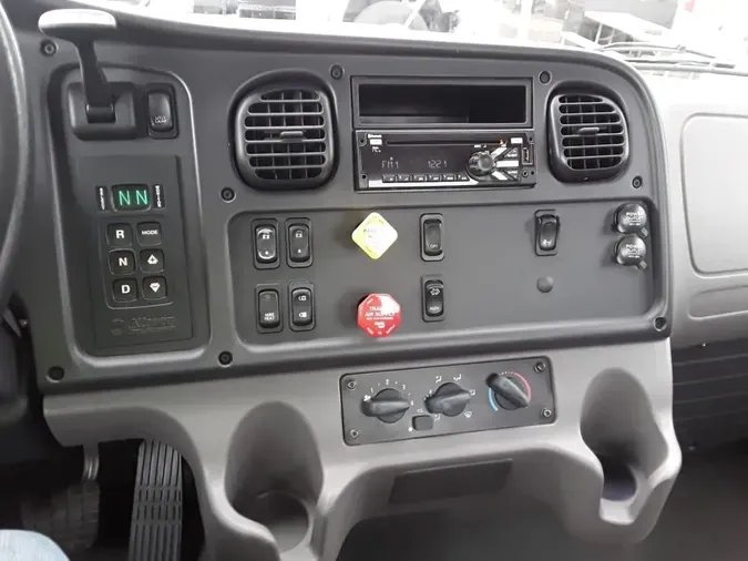 2018 FREIGHTLINER/MERCEDES M2 106e2fb36ac77f2f9158a11d5e31a466f8f