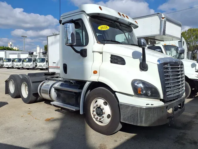 2018 FREIGHTLINER/MERCEDES CASCADIA 113