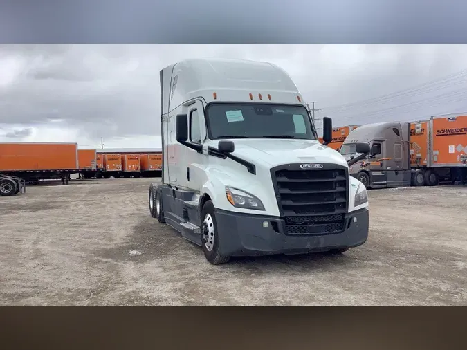 2022 Freightliner Cascadia 126e2fdb394f37fcf2d1853dc42f20e3f1d