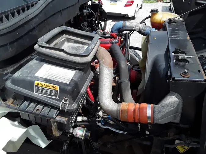 2019 NAVISTAR INTERNATIONAL 4300