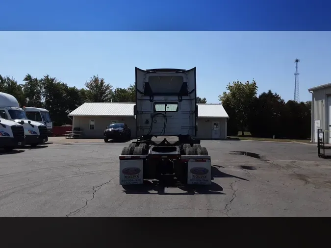 2018 Volvo VNL300