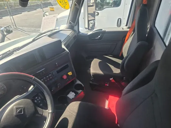 2020 NAVISTAR INTERNATIONAL LT625 DAYCAB T/Ae302983d5a2cf40f939bfcd1b954d5de