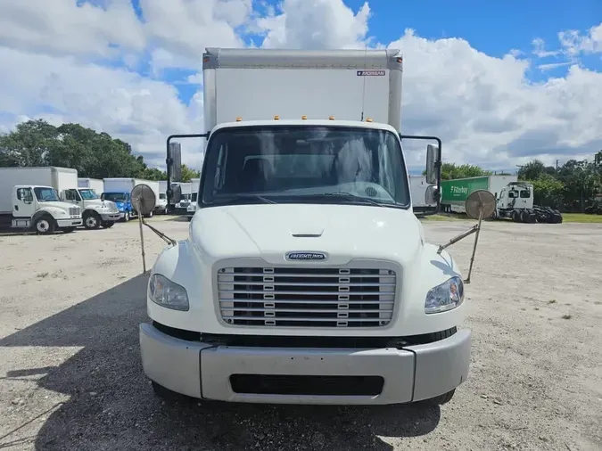 2020 FREIGHTLINER M2 106