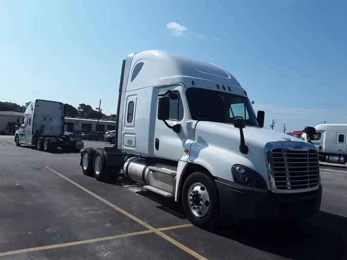 2019 FREIGHTLINER/MERCEDES CASCADIA 125