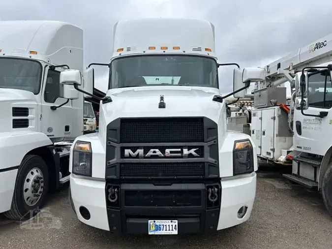 2019 MACK ANTHEM 64T