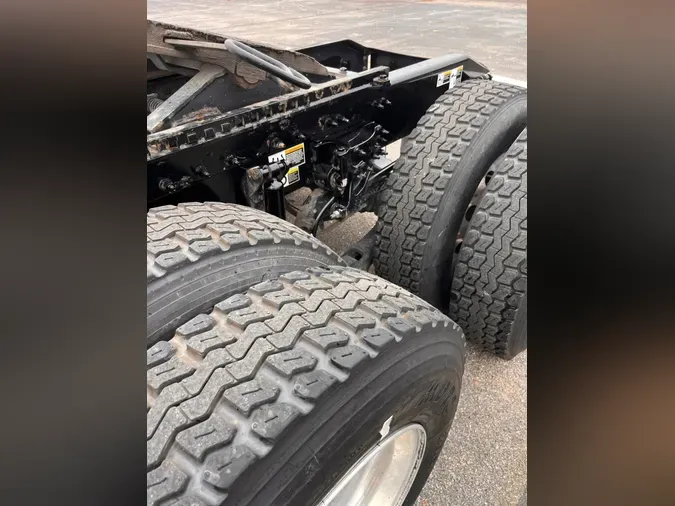 2022 Peterbilt 579e307f3d660bebe6241463c63470fc11e