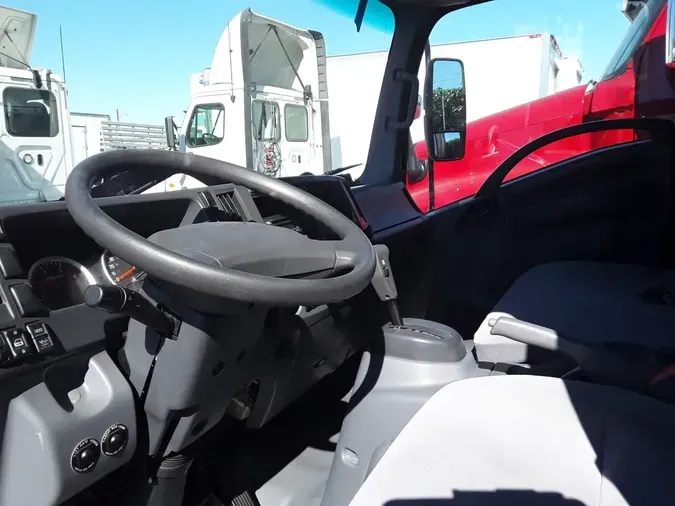 2019 ISUZU NPR HD