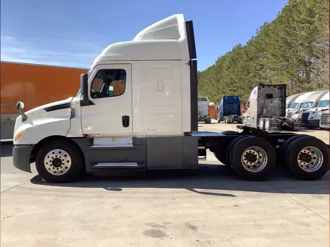 2020 Freightliner Cascadia