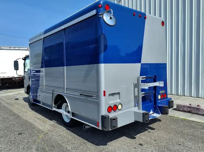 2018 ISUZU NRR