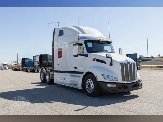 2022 PETERBILT 579