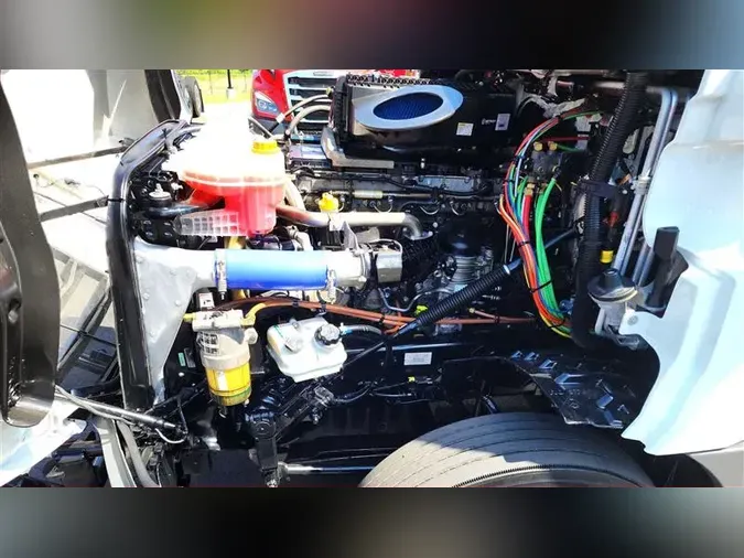 2020 FREIGHTLINER CA126