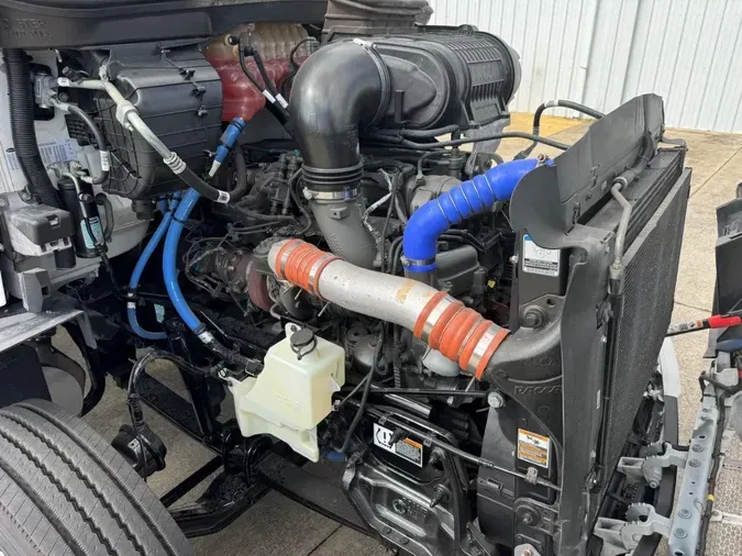 2022 Peterbilt 579e3204a377a81917ecb3baeb6484aa469