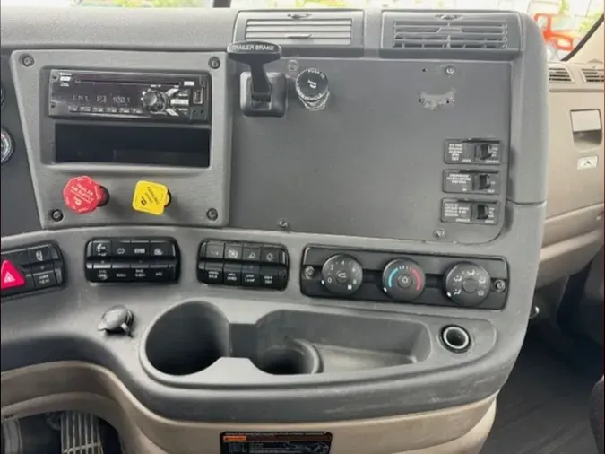 2018 FREIGHTLINER CASCADIA 113