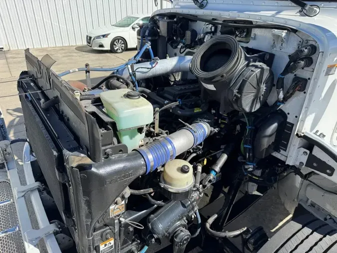 2020 Peterbilt 337e326aa8a471c43c22b42dba4770b535e