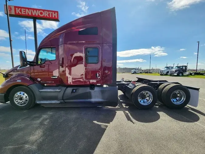 2021 Kenworth T680