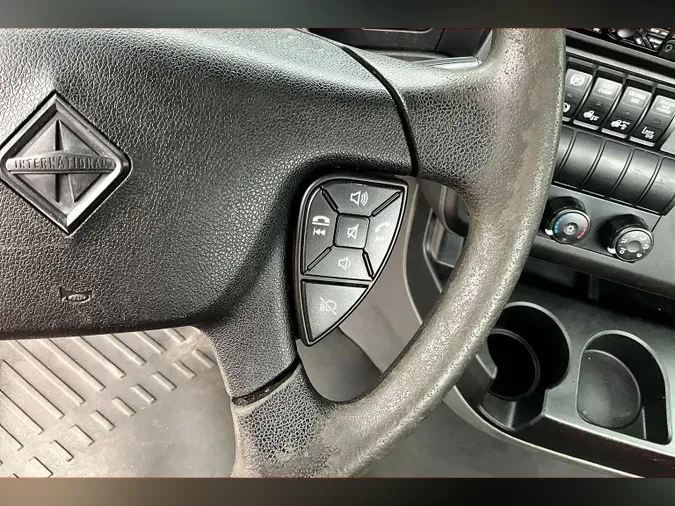 2019 INT LT625 6x4