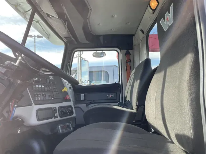 2015 WESTERN STAR/AU CONVENTIONAL