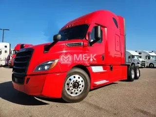 2021 FREIGHTLINER Cascadia 126