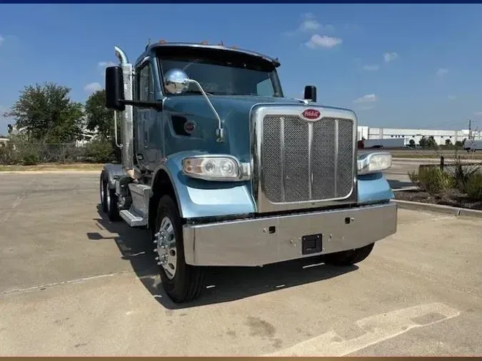 2022 Peterbilt 567