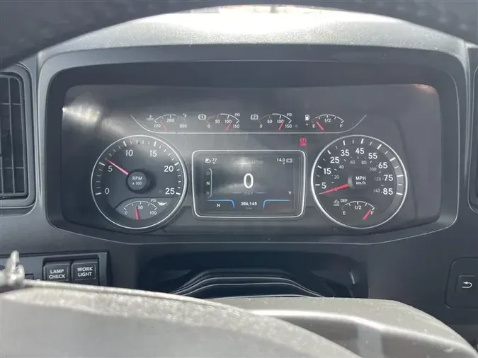 2020 INTERNATIONAL LT