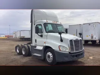2015 Freightliner Cascadia