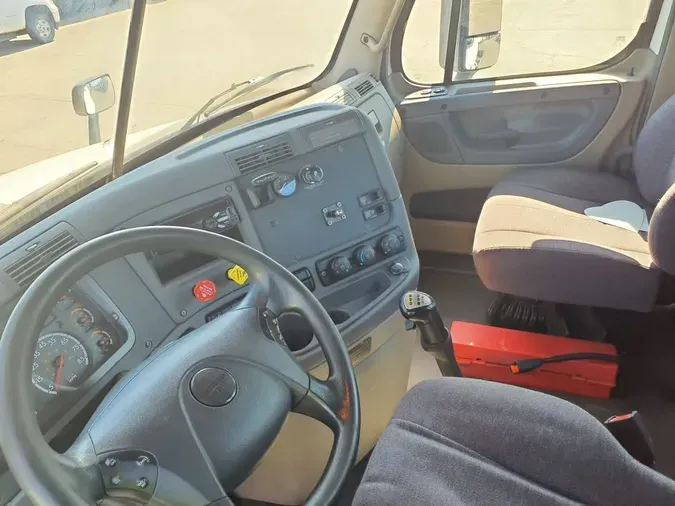 2019 FREIGHTLINER/MERCEDES CASCADIA 125e33857dd5ae8f02b27010cce86a8508d