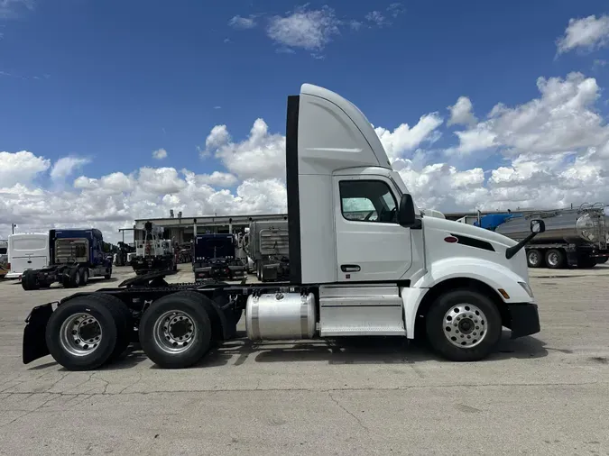 2023 Peterbilt 579e3405b3a4d0eaf155956462e3d811301