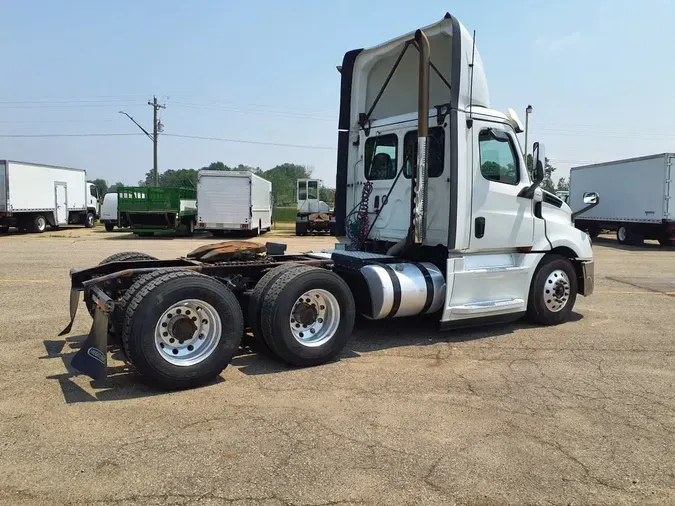2019 FREIGHTLINER NEW CASCADIA PX12664
