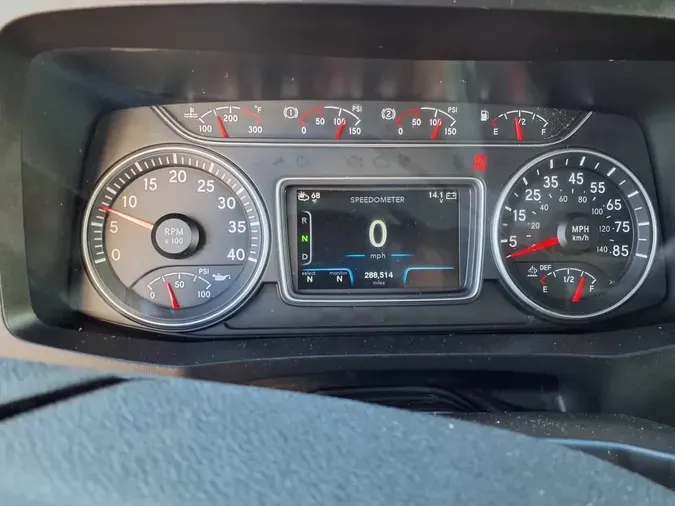 2021 NAVISTAR INTERNATIONAL MV607 (4X2)