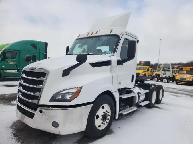 2020 Freightliner Cascadia&reg;e34b73a2cb845ea6e796e353f481042a