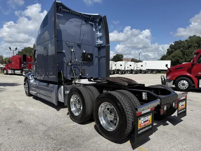 2023 Peterbilt 579