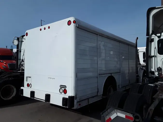 2019 FREIGHTLINER/MERCEDES M2 106e351590d05ab67829264edb164e4f1f4