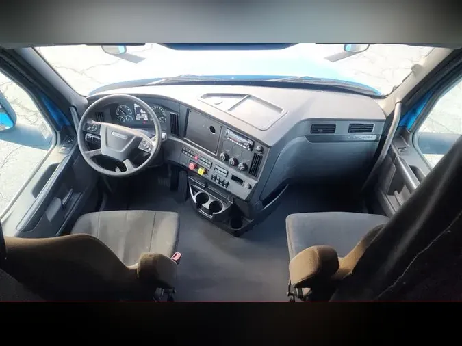 2023 FREIGHTLINER CA126e351c58eb2afde3b0707e51d4b92a8e7