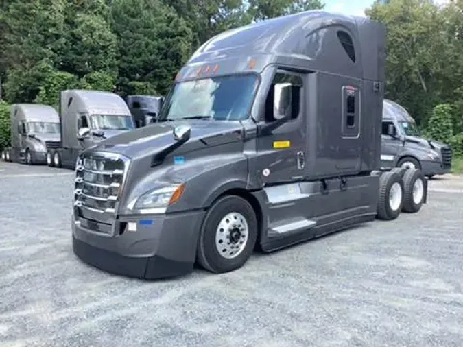 2020 Freightliner Cascadia