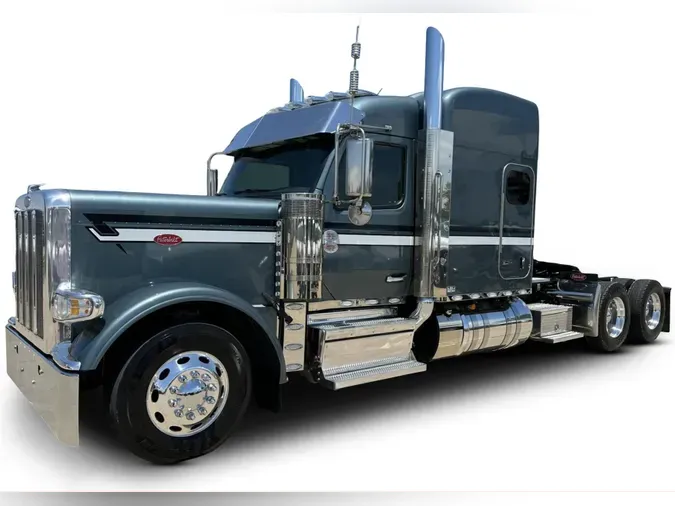 2025 Peterbilt 589e354d75c958a34aa424f45dfe453fee3