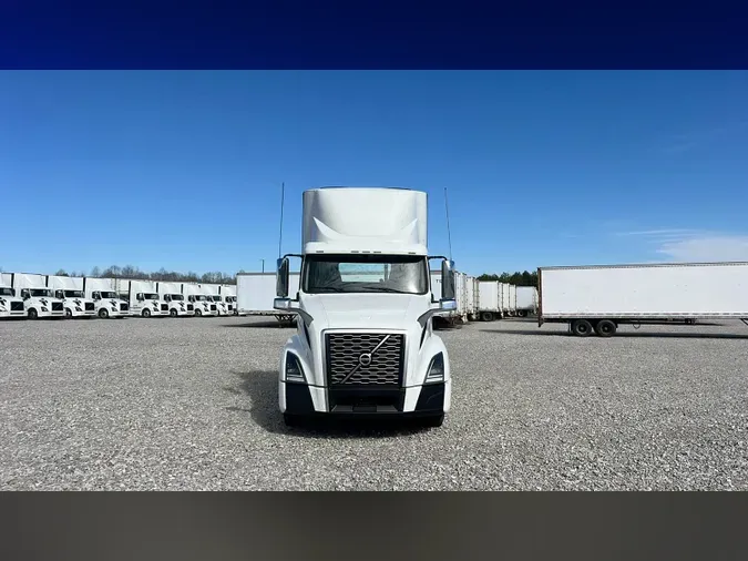 2018 Volvo VNL300