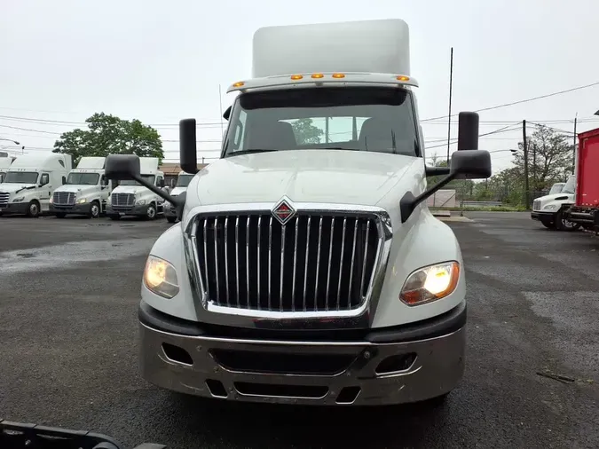 2019 NAVISTAR INTERNATIONAL LT625 DAYCAB T/A