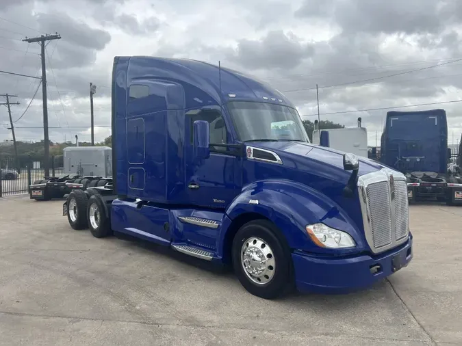 2021 Kenworth T680