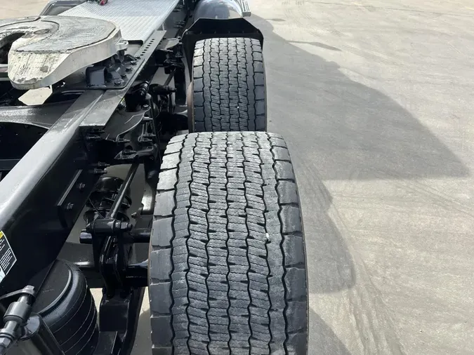 2023 Peterbilt 579