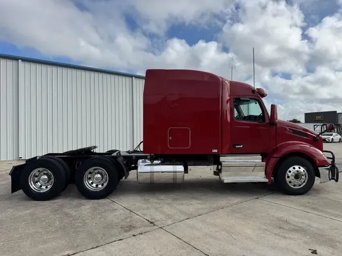 2022 Peterbilt 579