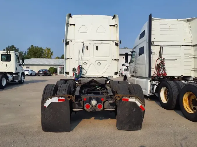 2020 FREIGHTLINER NEW CASCADIA PX12664