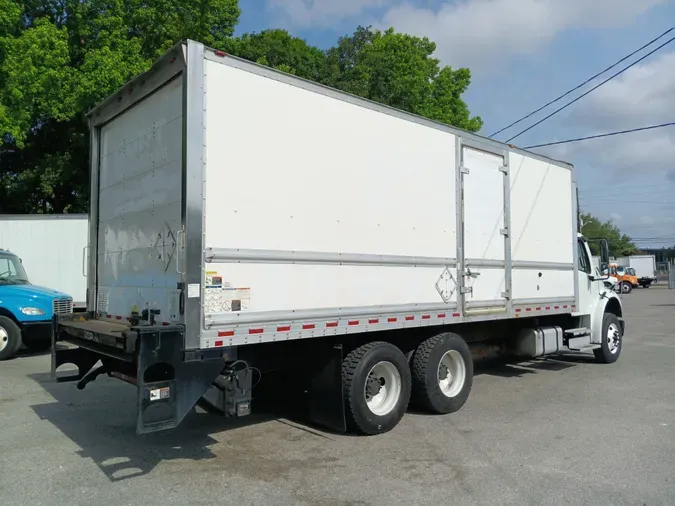 2017 FREIGHTLINER/MERCEDES M2 106