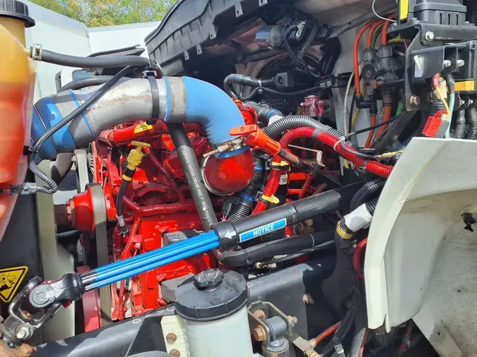 2019 NAVISTAR INTERNATIONAL MV607 (4X2)