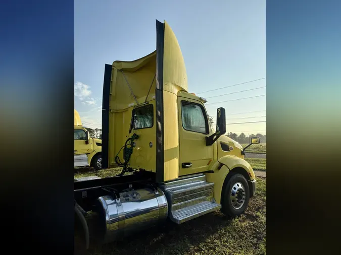 2021 Peterbilt 579