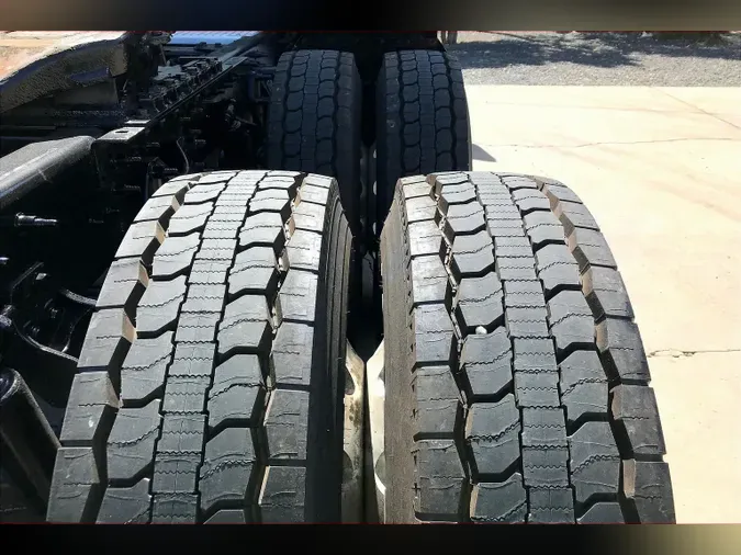 2022 INT LT625 6x4