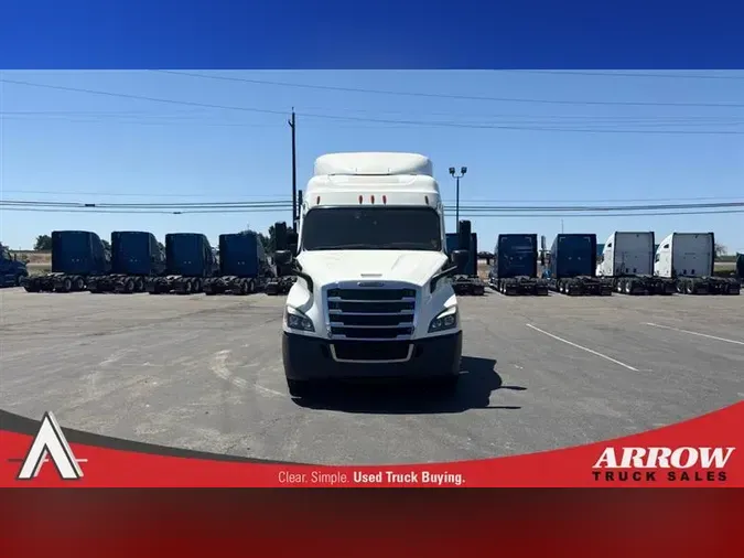2022 FREIGHTLINER CA116