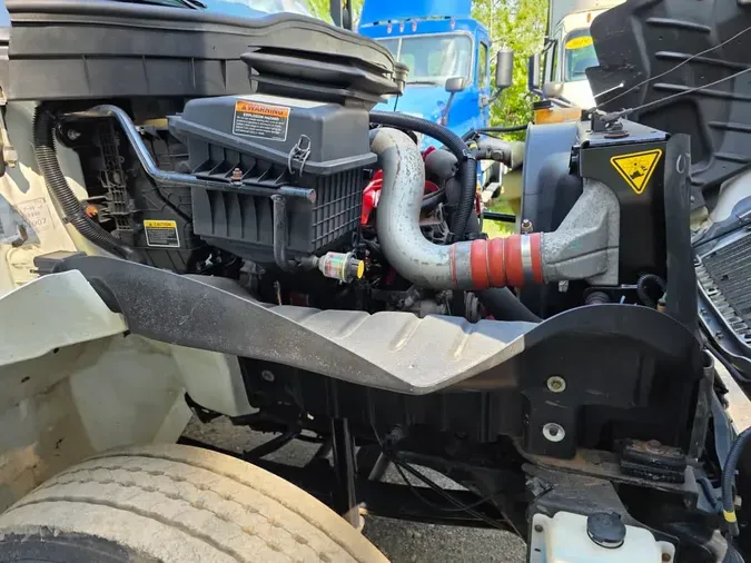 2019 NAVISTAR INTERNATIONAL MV607 (4X2)