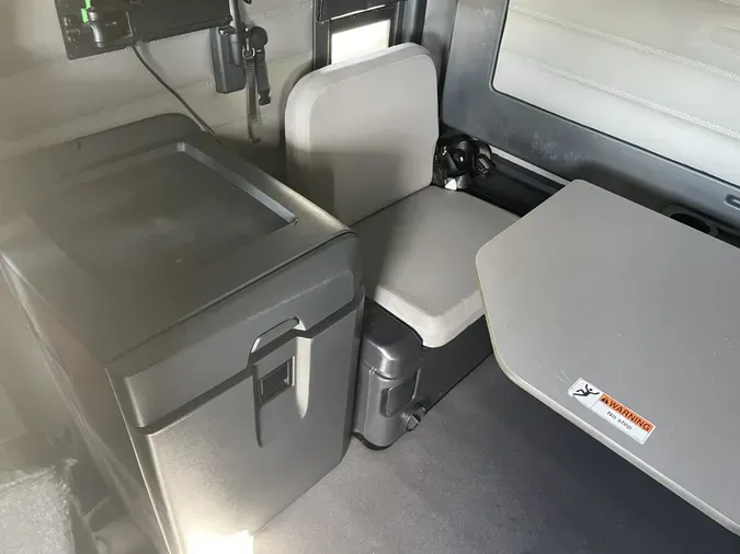 2020 Freightliner Cascadia 126