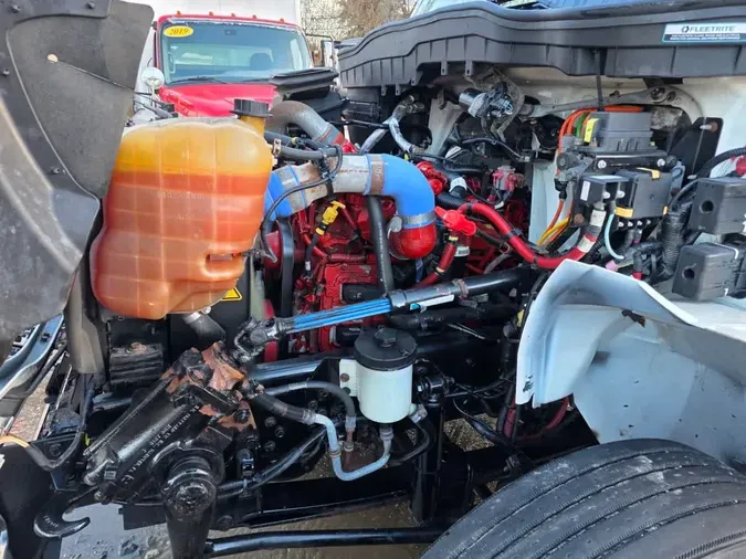 2019 NAVISTAR INTERNATIONAL 4300