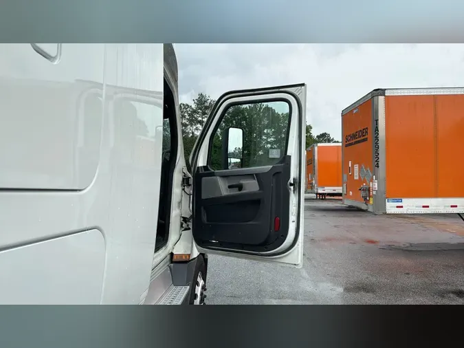 2021 Freightliner Cascadia
